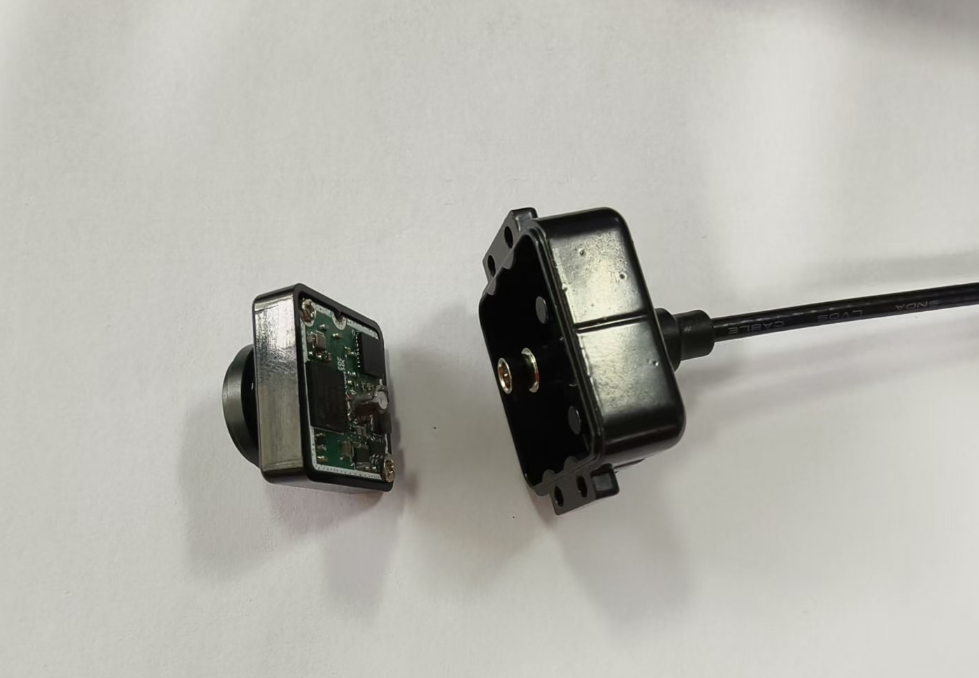 DT-camera develops and produces current-generation LVDS camera solutions designed specifically for compatibility with popular vehicle platforms, including Ford, GMC, and Dodge.